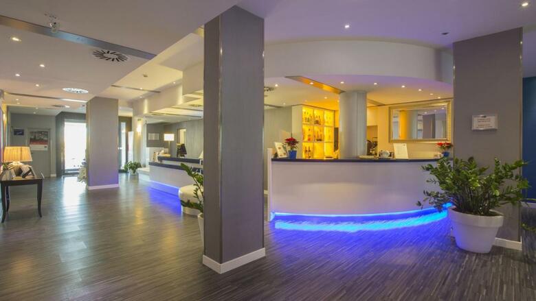 Gp Hotel