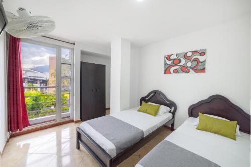 Hotel Ayenda 1214 White House