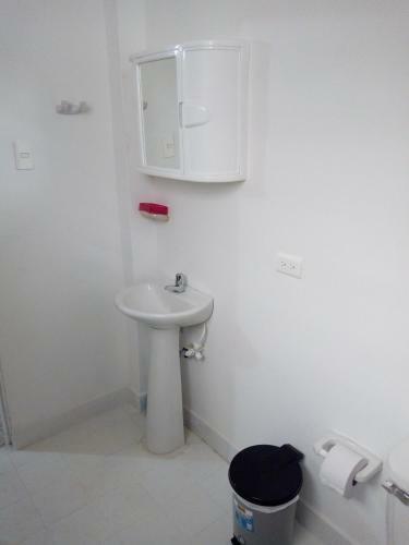 Albergue Hostal La 72