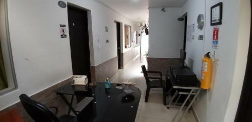 Apartahotel Calasanz Home