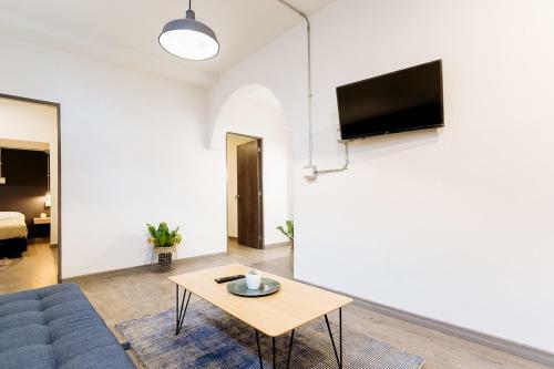 Two Br Apartment Lleras