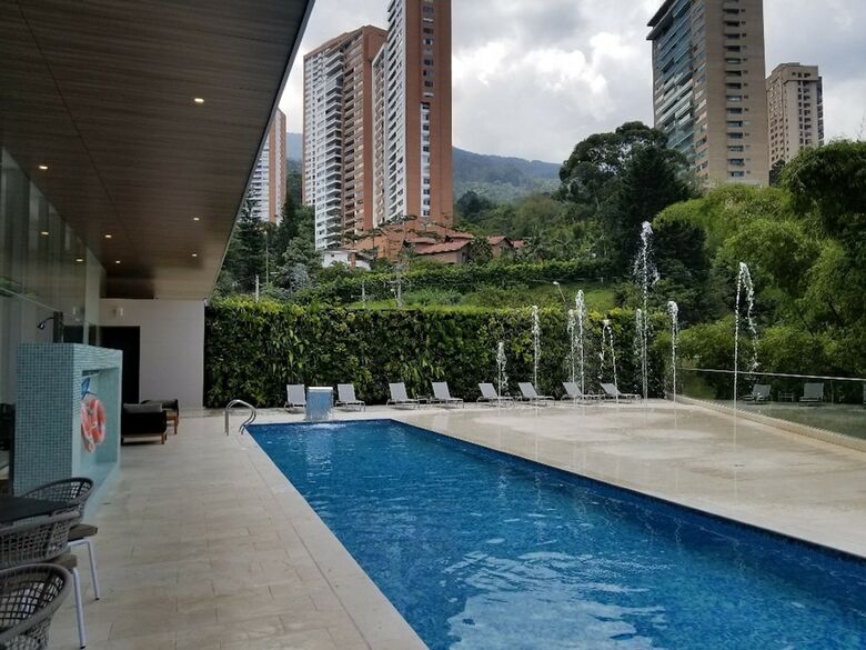 Hotel Estelar La Torre Suites