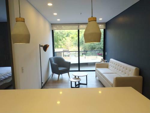 Hotel Class Suites