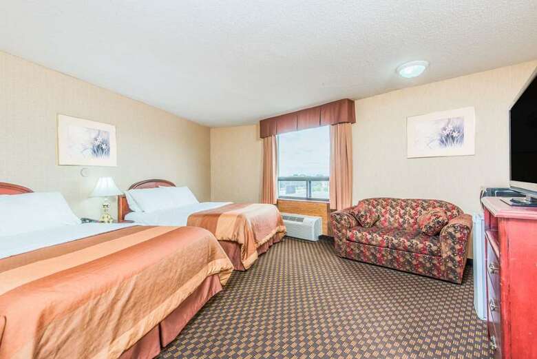 Hotel Howard Johnson - Kitchener Conestoga