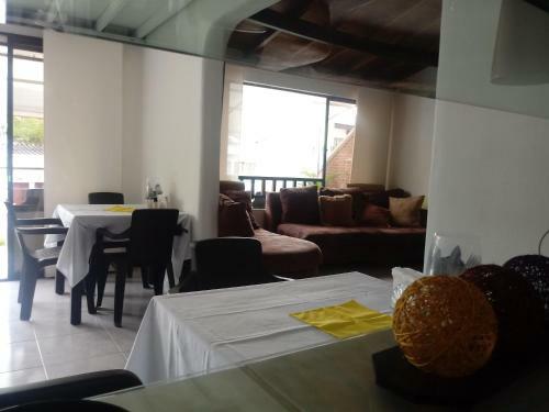 Hotel Yellow Maraya