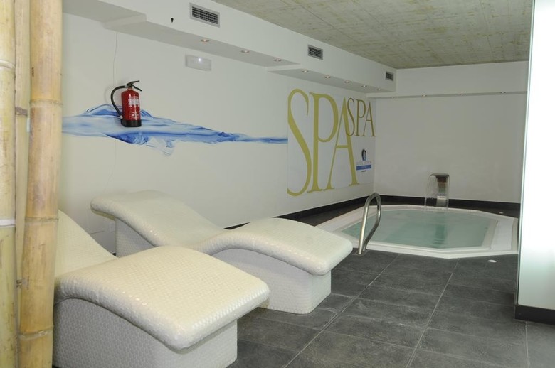 Hotel Leonor Centro