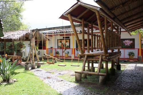 Posada Los Guaduales Ecoparque