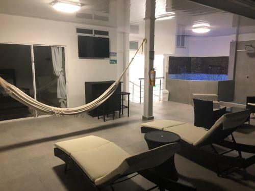 Sashii Hostel & Boutique.