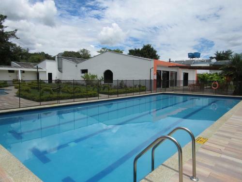 Hotel Yalconia