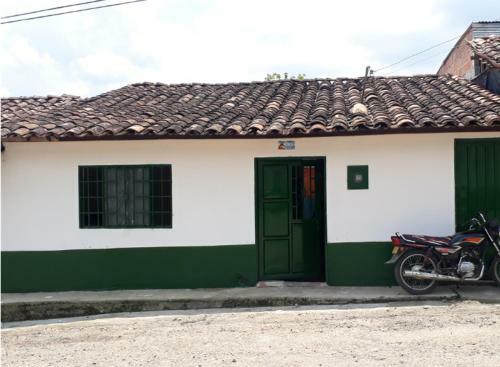 Albergue Hostal Family