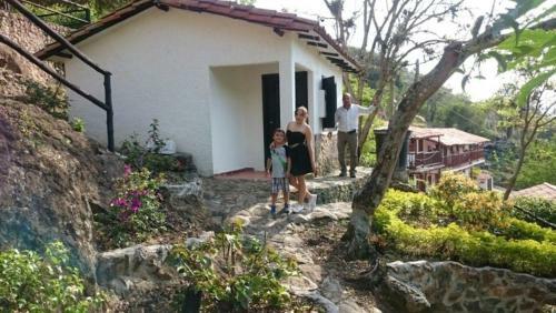 Caba�as Shalom