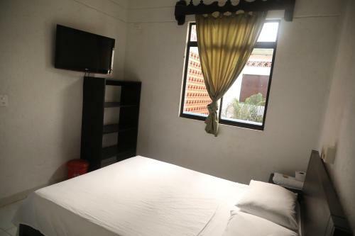 Hostal Hospedaje Aquel Almendro