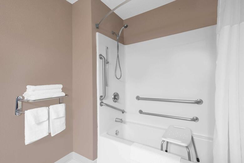 Hotel Days Inn Watertown