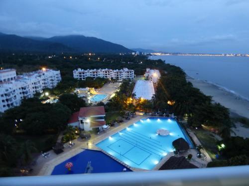 Apartamento Costa Azul Suites 906