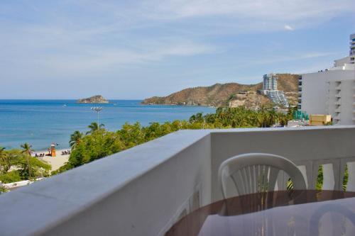 Apartamentos Esmeralda- Vista Al Mar