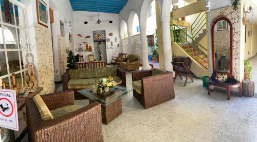 Albergue Hotel Granate