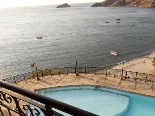 Apartamento El Pe�on Ocean Front