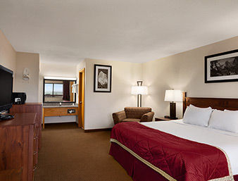 Hotel Baymont Inn And Suites Cortez