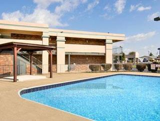 Hotel Days Inn