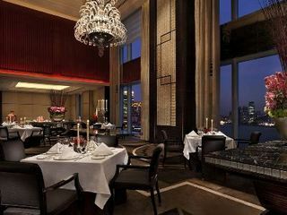 Hotel Peninsula