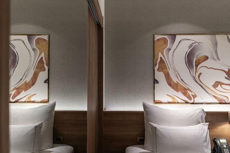 Muu Bangkok Hotel