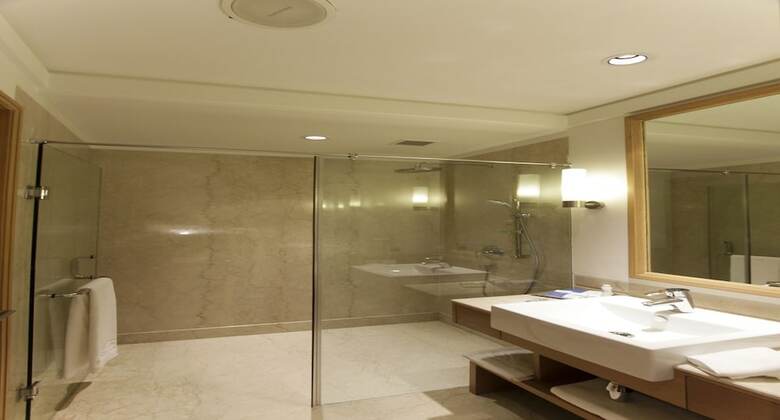 Hotel Optus Sarovar Premiere