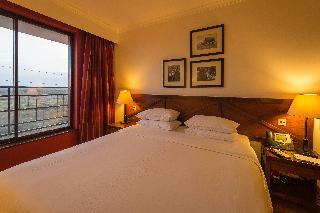Ole-sereni Hotel
