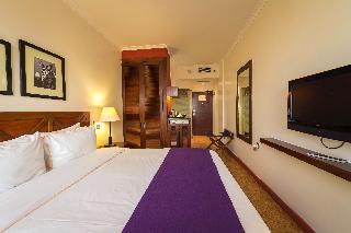 Ole-sereni Hotel