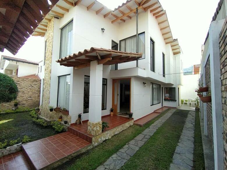 Valle De Iraka Aparta - Hotel