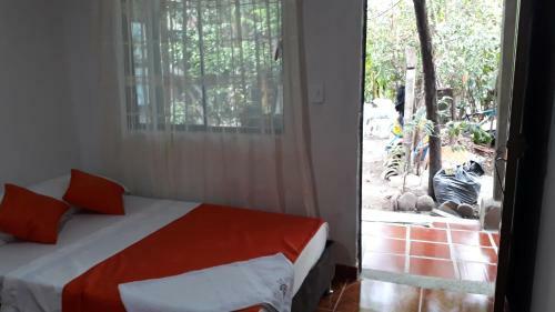 Albergue Hostal Villa Cecilia