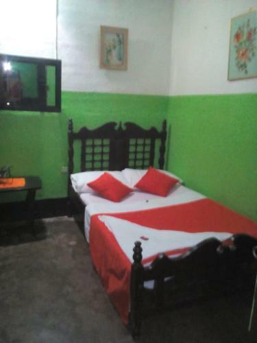 Albergue Hostal Villa Cecilia
