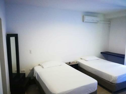 Hotel Campestre Saman Del Rio