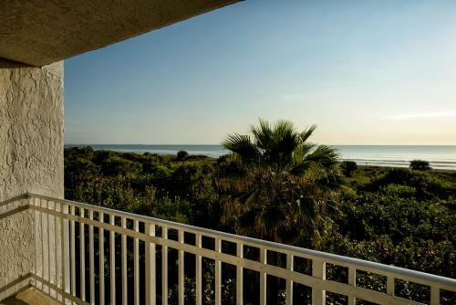 Hotel Discovery Beach Resort
