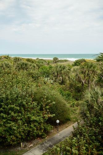 Hotel Discovery Beach Resort