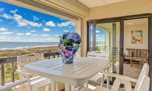 Apartamento Oceanfront Condo 1 King Master Suite