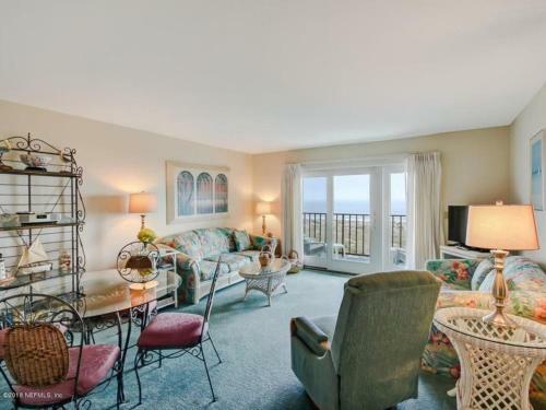 Apartamento Beachfront Condo #125239