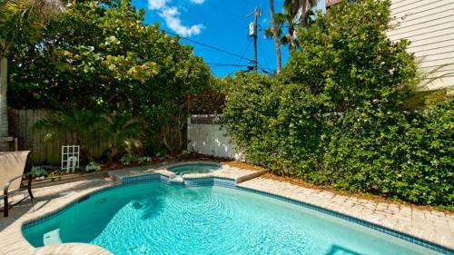 Beach Daisy Three Bedroom Home
