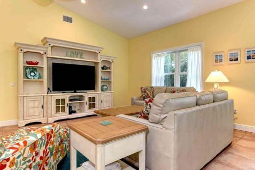 Mon Ami Beach House