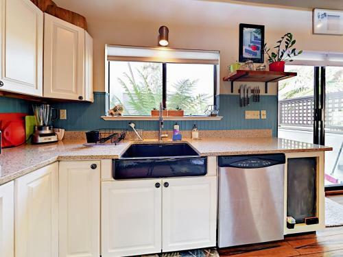 151 Farallon Ct Townhouse