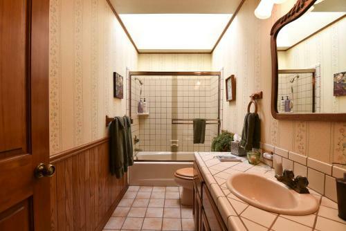 Upscale Exclusive - Spacious And Quiet