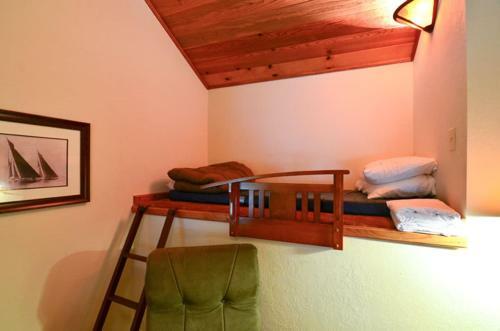 Townhouse In The Redwoods 2260