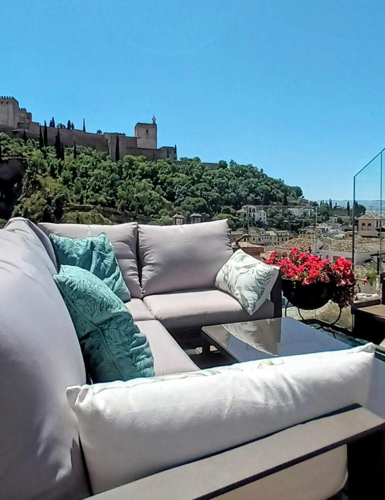 Apartamentos Turisticos Alhambra