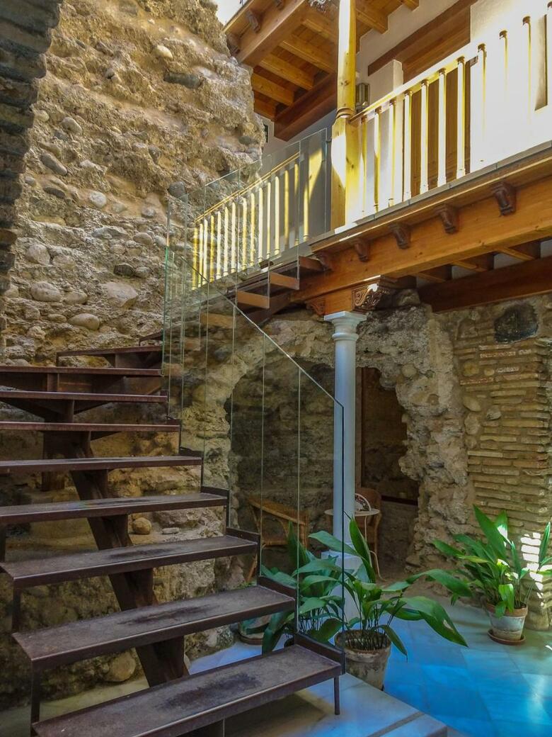 Apartamentos Turisticos Alhambra