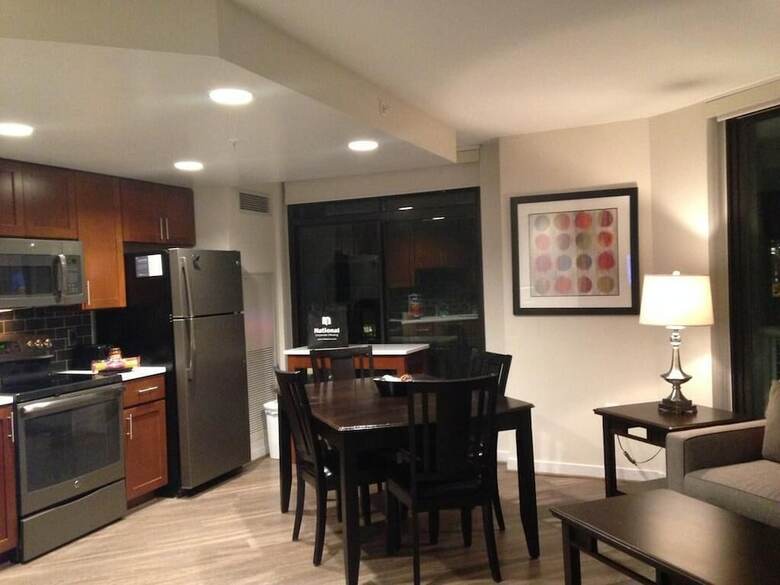 Apartamento National At Virginia Square