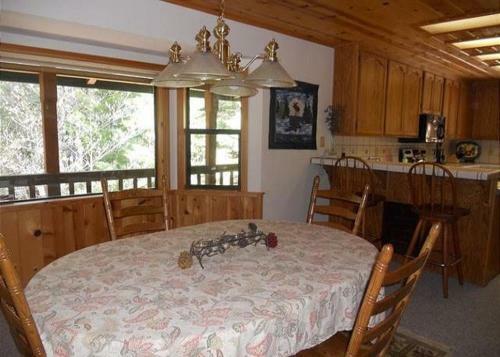 Paulson-3 Bedroom Cabin