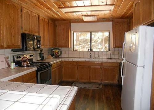 Paulson-3 Bedroom Cabin