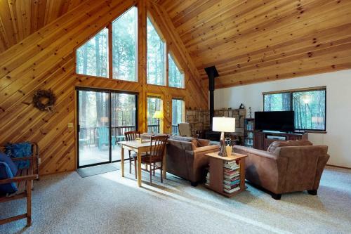 Sherwood Bear Cabin
