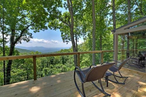 Magnolia Mountain Home