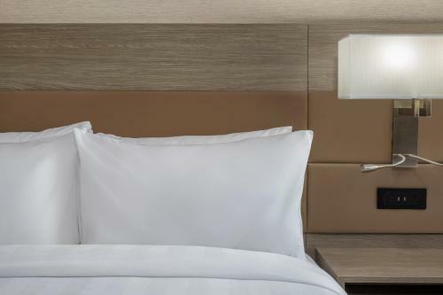 AC Hotel By Marriott Atlanta Midtown