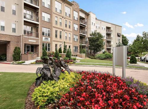 Luxury Lindbergh Apartments